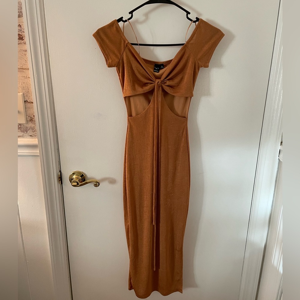 Windsor caramel dress size S